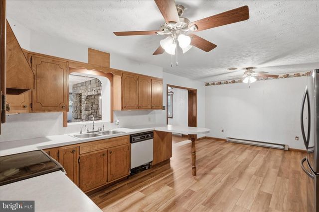 16118 LAPPANS RD, Williamsport, MD 21795