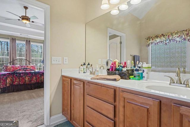 997 Dolly Nixon Road, Senoia, GA 30276