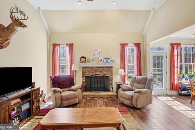 997 Dolly Nixon Road, Senoia, GA 30276