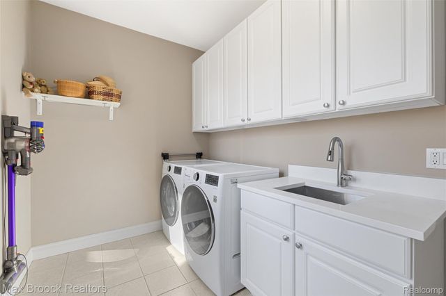 30410 Stonegate Drive, Franklin Village, MI 48025