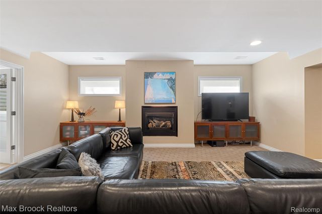 30410 Stonegate Drive, Franklin Village, MI 48025