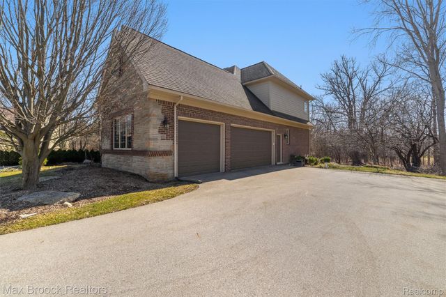 30410 Stonegate Drive, Franklin Village, MI 48025