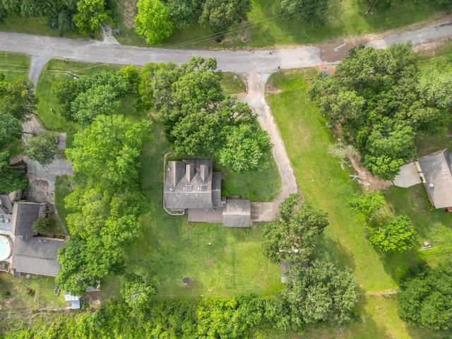 2230 Vogel Lane, Brookshire, TX 77423