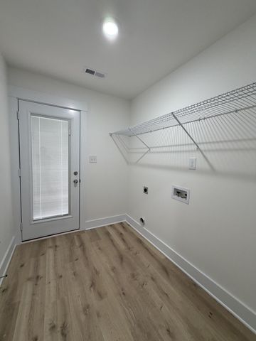 137 Illinois Ave, Oak Grove, KY 42262