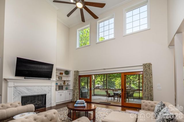 123 Lakefront Drive, Mooresville, NC 28117