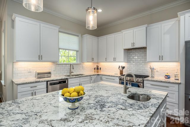 123 Lakefront Drive, Mooresville, NC 28117