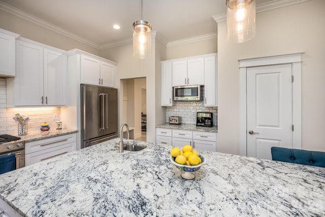 123 Lakefront Drive, Mooresville, NC 28117