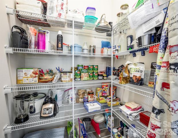 123 Lakefront Drive, Mooresville, NC 28117