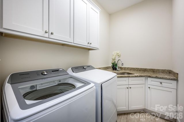123 Lakefront Drive, Mooresville, NC 28117