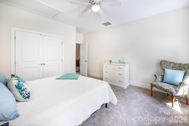 123 Lakefront Drive, Mooresville, NC 28117