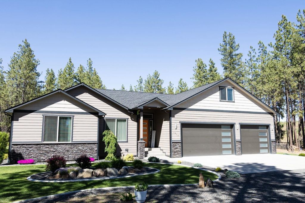 6810 W Melville Rd, Cheney, WA 99004