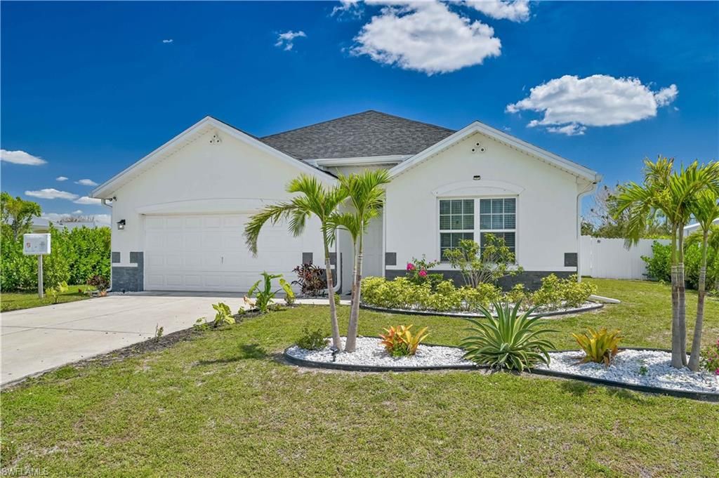 216 SW 29th ST, CAPE CORAL, FL 33914 — photo 2