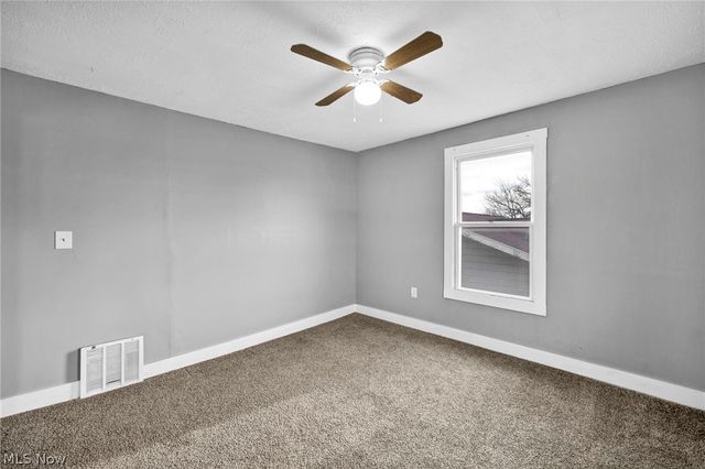 127 E 35th Street, Lorain, OH 44055