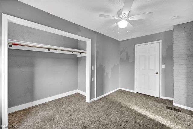 127 E 35th Street, Lorain, OH 44055