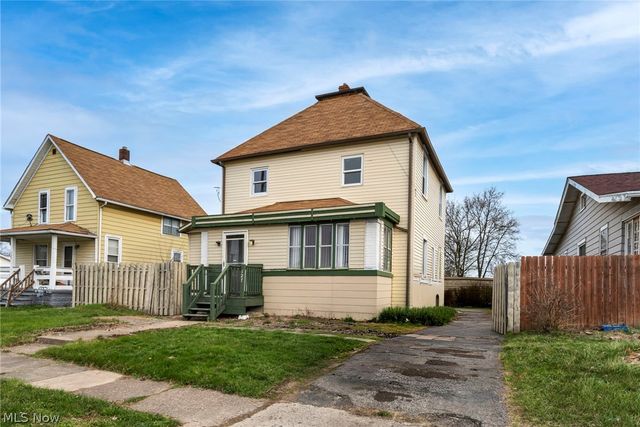 127 E 35th Street, Lorain, OH 44055