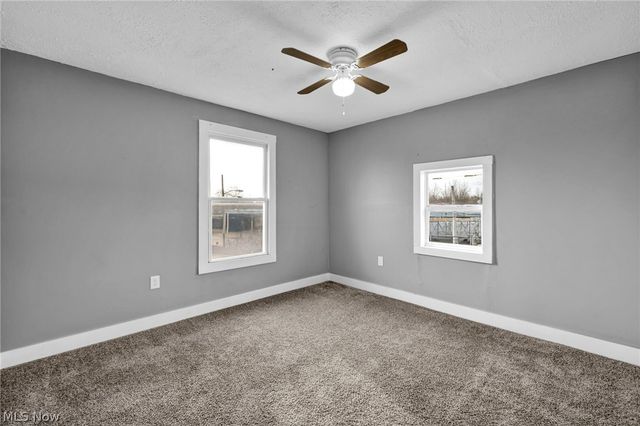 127 E 35th Street, Lorain, OH 44055