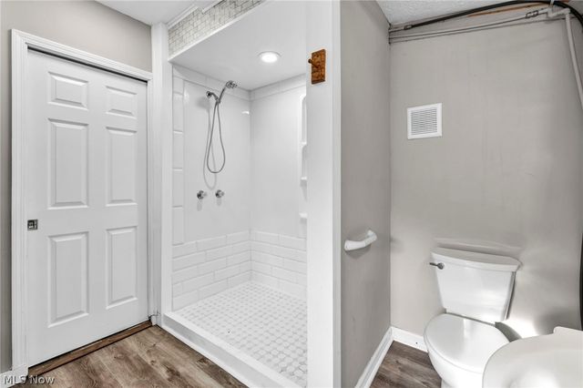 127 E 35th Street, Lorain, OH 44055