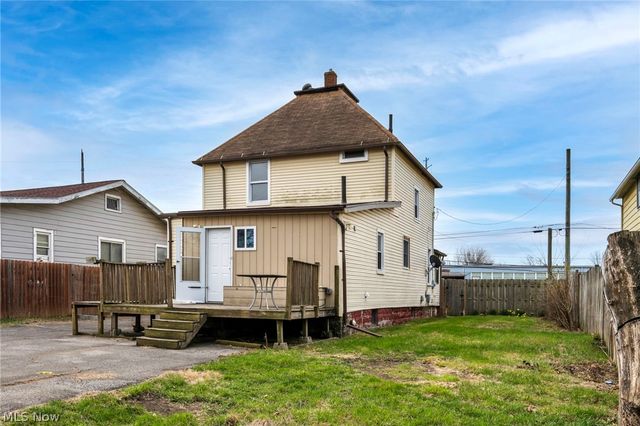 127 E 35th Street, Lorain, OH 44055