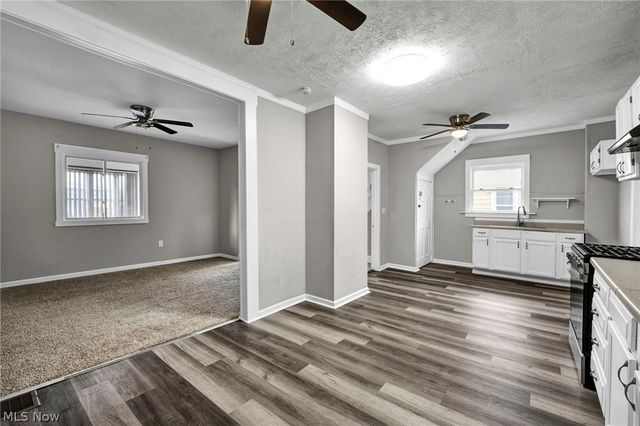 127 E 35th Street, Lorain, OH 44055