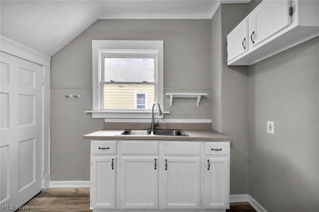 127 E 35th Street, Lorain, OH 44055