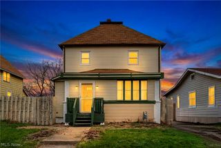 127 E 35th Street, Lorain, OH 44055