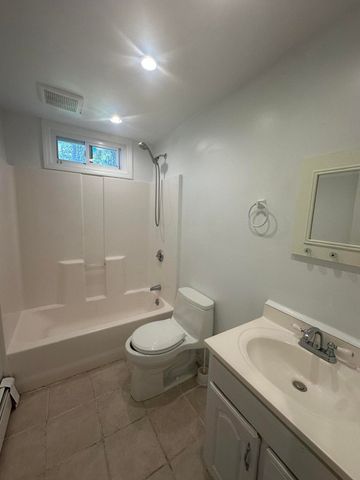 28 Hoover Road, West Yarmouth, MA 02673