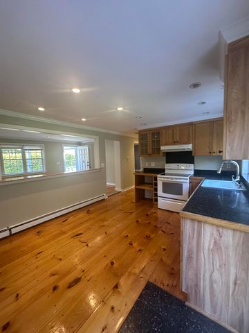 28 Hoover Road, West Yarmouth, MA 02673