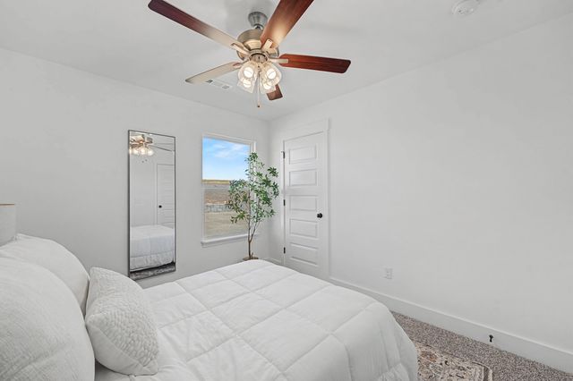 1415 E Riverton Road, Nixa, MO 65714