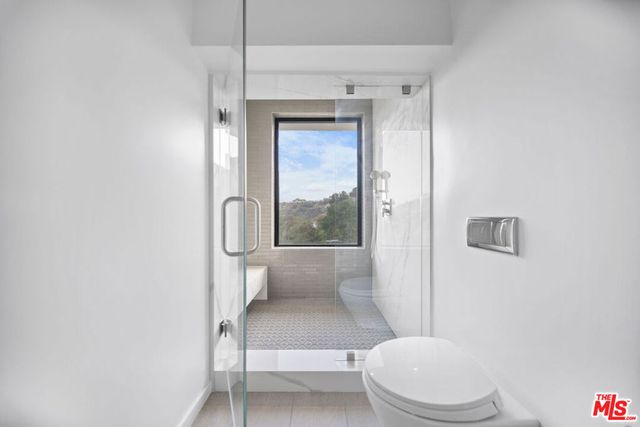 2256 Nichols Canyon Road, Los Angeles, CA 90046