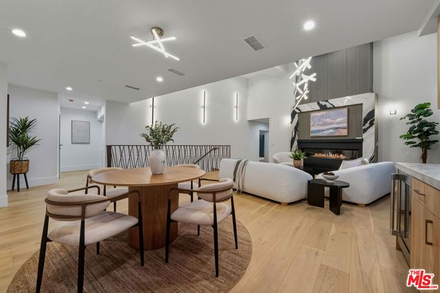 2256 Nichols Canyon Road, Los Angeles, CA 90046