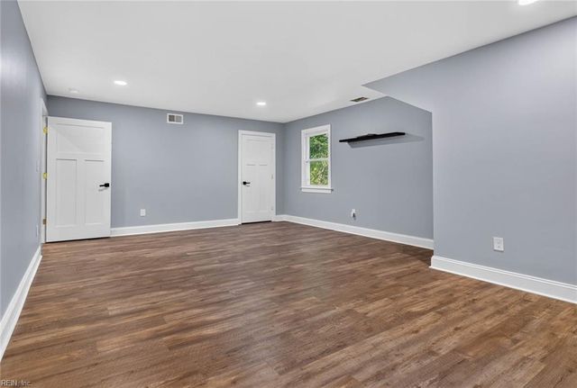 1013 Chumley RD, Virginia Beach, VA 23451