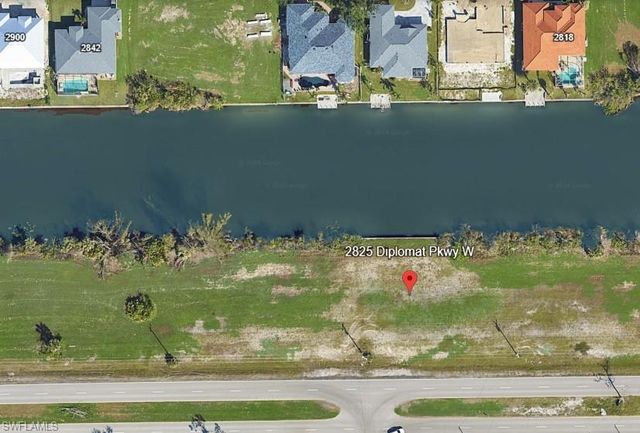 2825 Diplomat PKWY W, Cape Coral, FL 33993