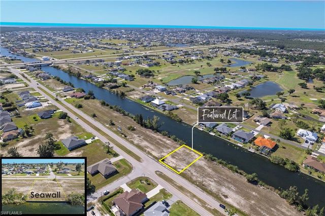 2825 Diplomat PKWY W, Cape Coral, FL 33993