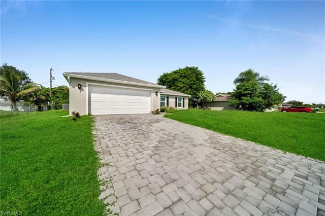 1820 NE 7th PL, Cape Coral, FL 33909