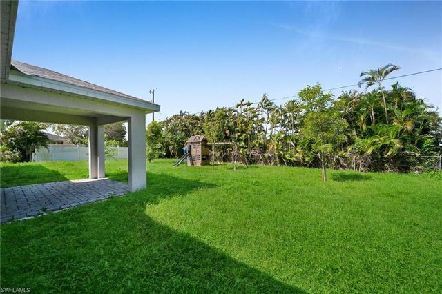 1820 NE 7th PL, Cape Coral, FL 33909