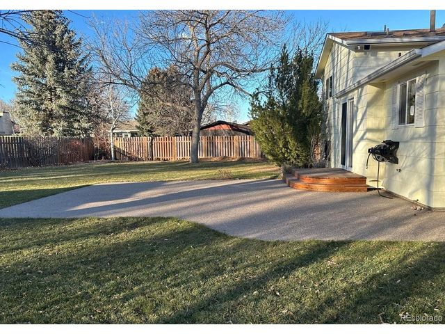 1555 S Gilpin Ave, Loveland, CO 80537