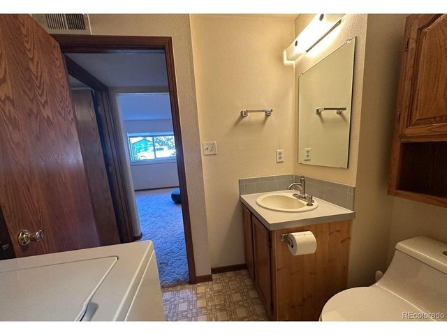 1555 S Gilpin Ave, Loveland, CO 80537