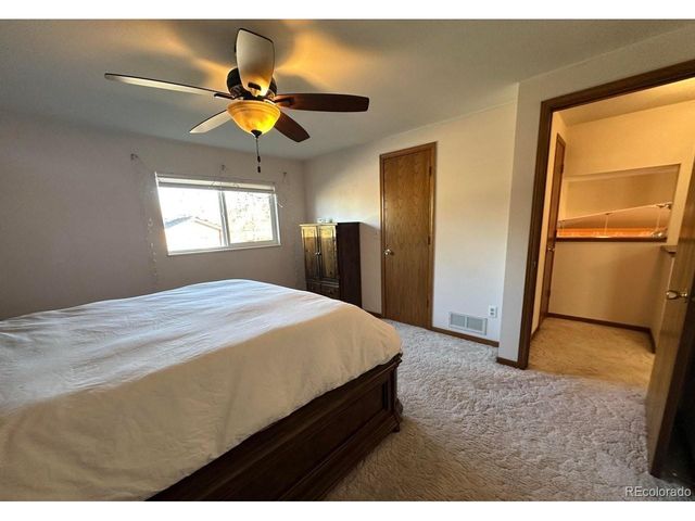 1555 S Gilpin Ave, Loveland, CO 80537