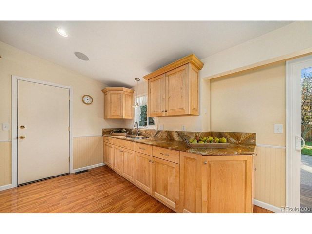 1555 S Gilpin Ave, Loveland, CO 80537