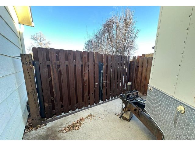 1555 S Gilpin Ave, Loveland, CO 80537