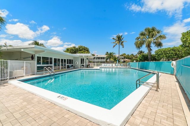 1221 Hillsboro Mile 43b, Hillsboro Beach, FL 33062