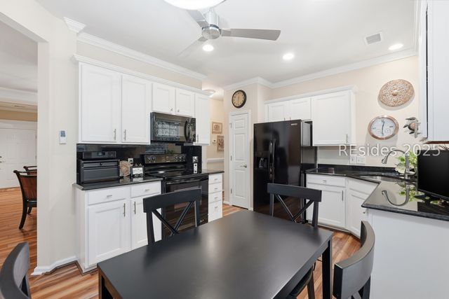 17 Seaford Pl, Okatie, SC 29909