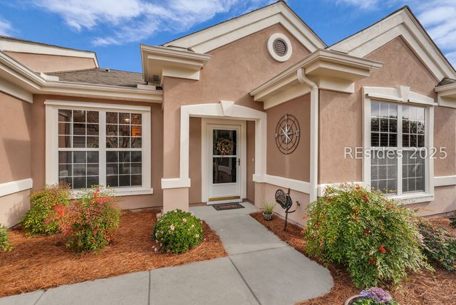 17 Seaford Pl, Okatie, SC 29909