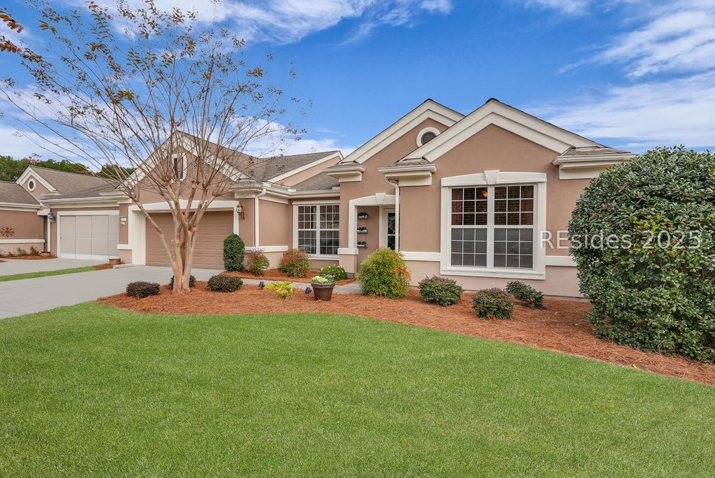 17 Seaford Pl, Okatie, SC 29909