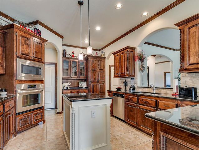 3128 SW 140th Street, Oklahoma City, OK 73170