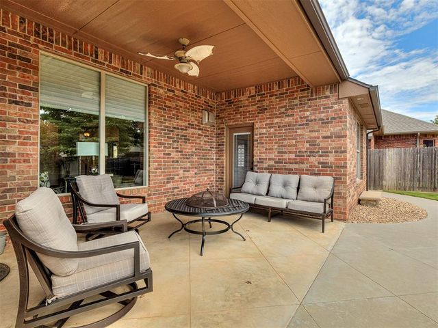 3128 SW 140th Street, Oklahoma City, OK 73170