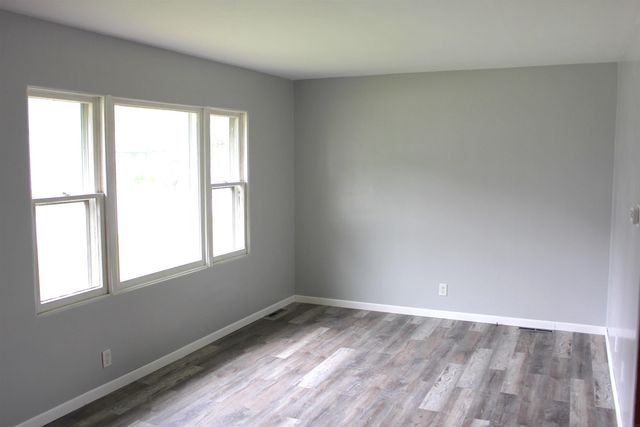102 Mary Drive, Evansdale, IA 50707