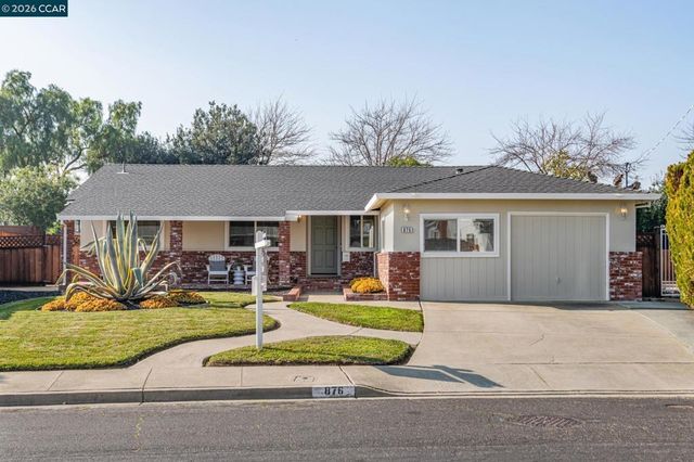 876 Santa Ana Dr, Pittsburg, CA 94565