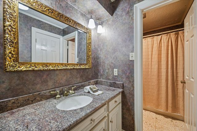 3014 Hampton Drive, Missouri City, TX 77459