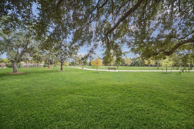 3014 Hampton Drive, Missouri City, TX 77459